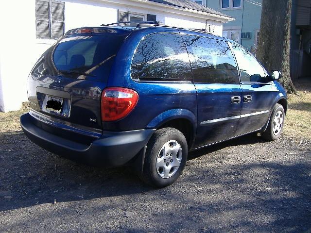 Dodge Caravan 2002 photo 3
