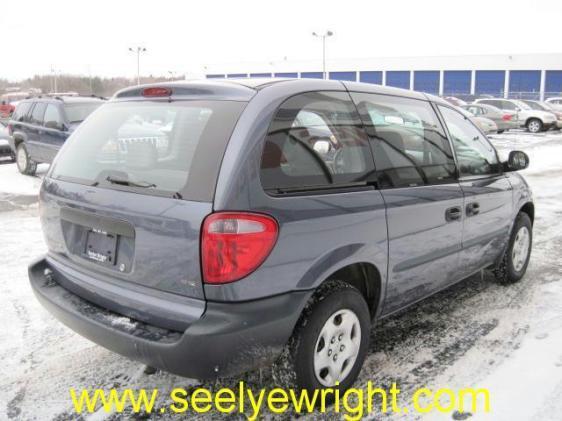 Dodge Caravan 2002 photo 3