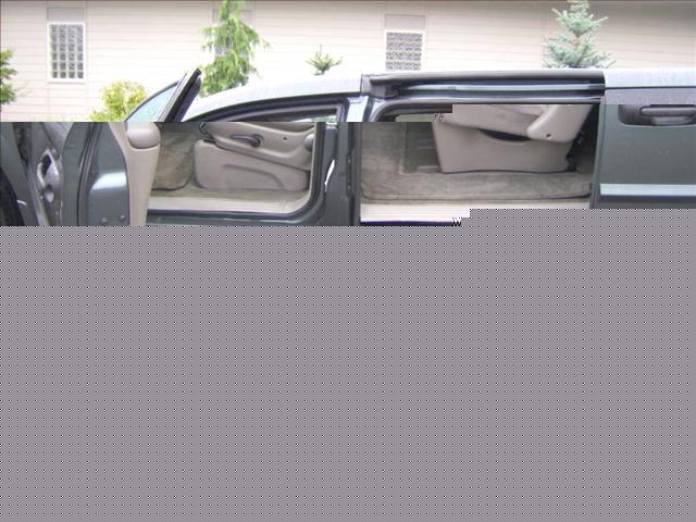 Dodge Caravan 2002 photo 1