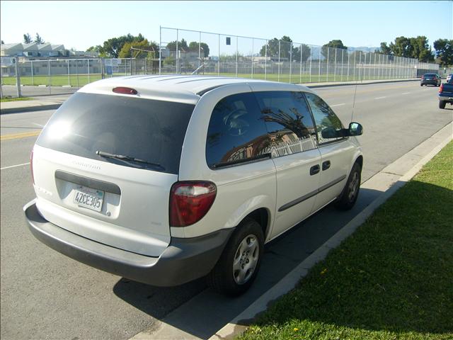 Dodge Caravan 2002 photo 2