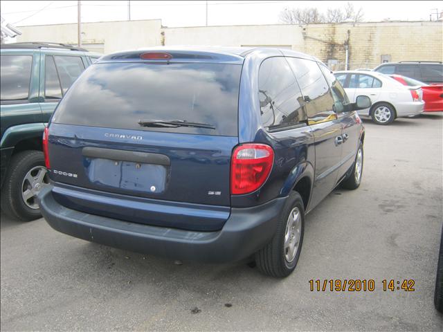Dodge Caravan 2002 photo 2