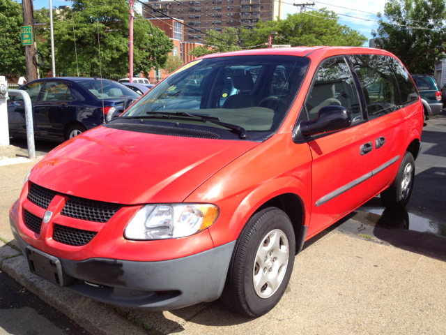 Dodge Caravan 2003 photo 1