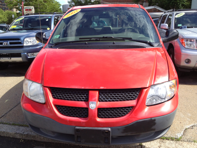 Dodge Caravan 2003 photo 2
