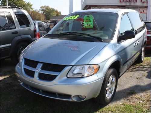 Dodge Caravan 2003 photo 3