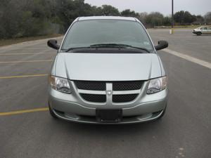 Dodge Caravan 2003 photo 2