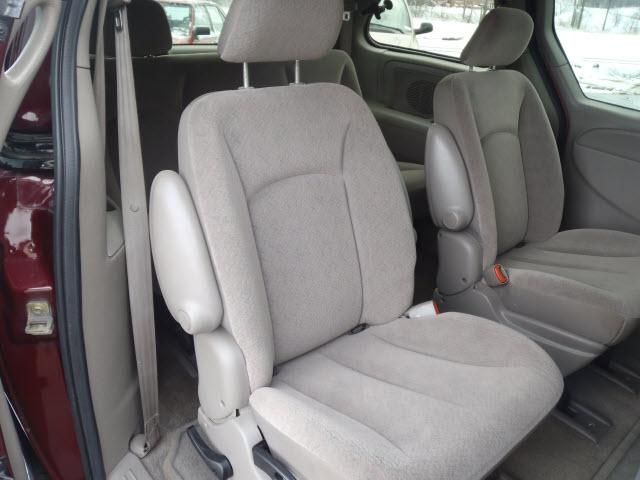 Dodge Caravan 2003 photo 5