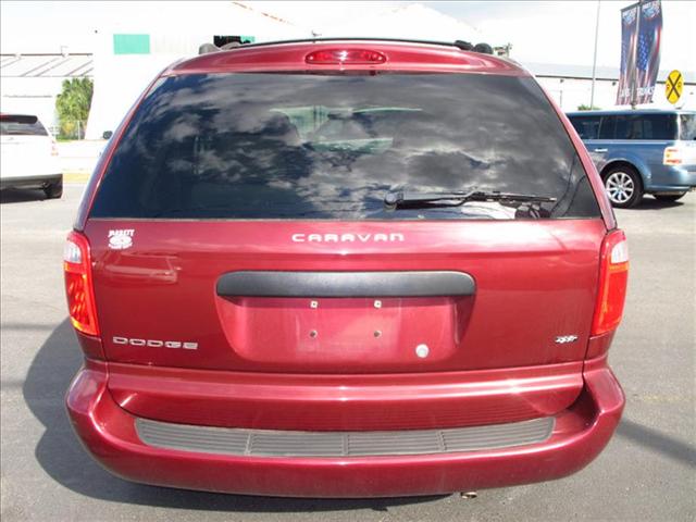 Dodge Caravan 2003 photo 3
