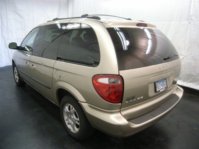 Dodge Caravan 2003 photo 3