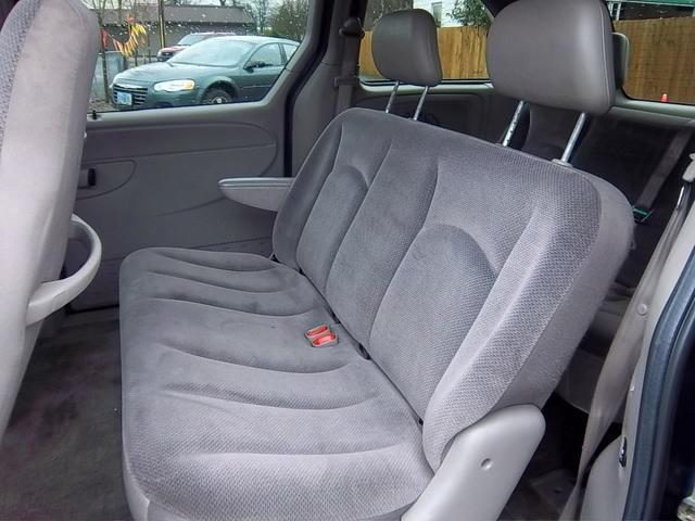 Dodge Caravan 2003 photo 5