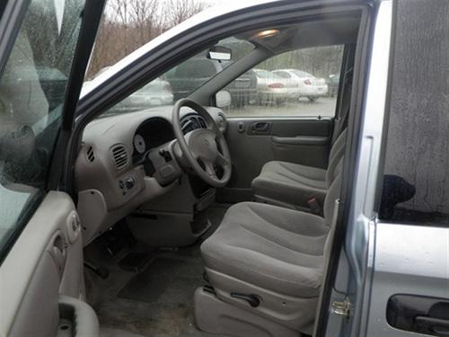 Dodge Caravan 2003 photo 4