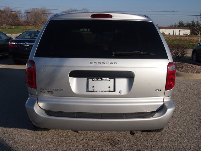 Dodge Caravan 2003 photo 3
