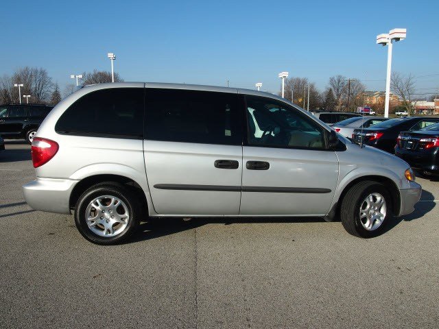 Dodge Caravan 2003 photo 1