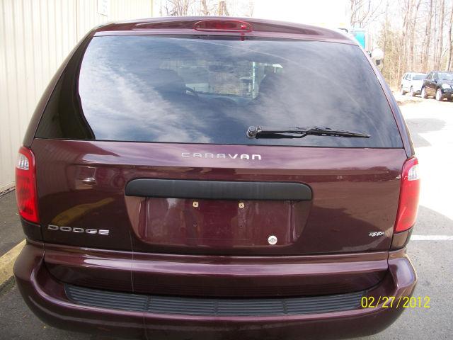 Dodge Caravan 2003 photo 2