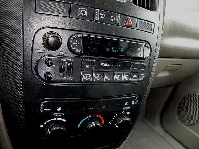 Dodge Caravan 2003 photo 5