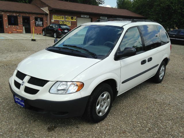 Dodge Caravan 2003 photo 2