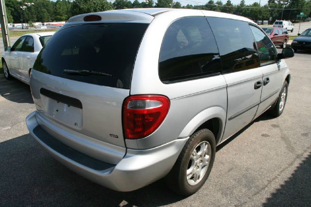 Dodge Caravan 2003 photo 4