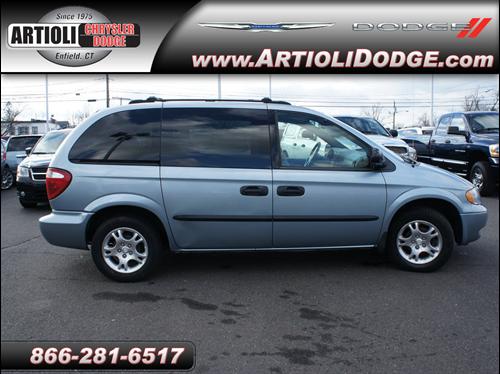 Dodge Caravan 2003 photo 2
