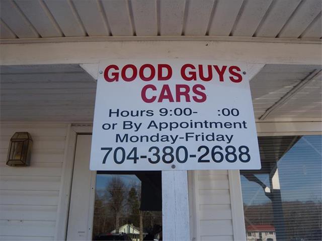 Dodge Caravan 2004 photo 2