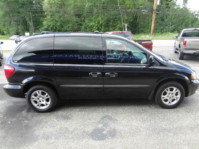 Dodge Caravan 2004 photo 3