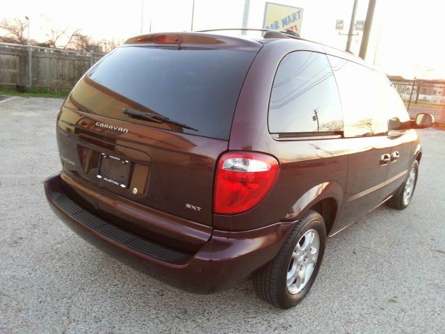 Dodge Caravan 2004 photo 1