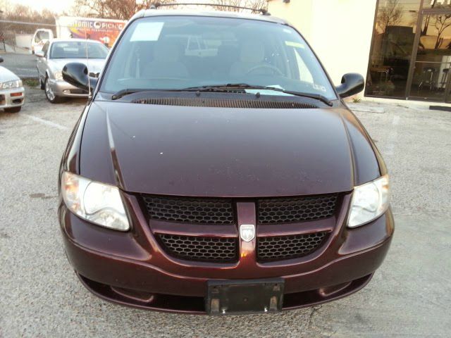 Dodge Caravan 2004 photo 2