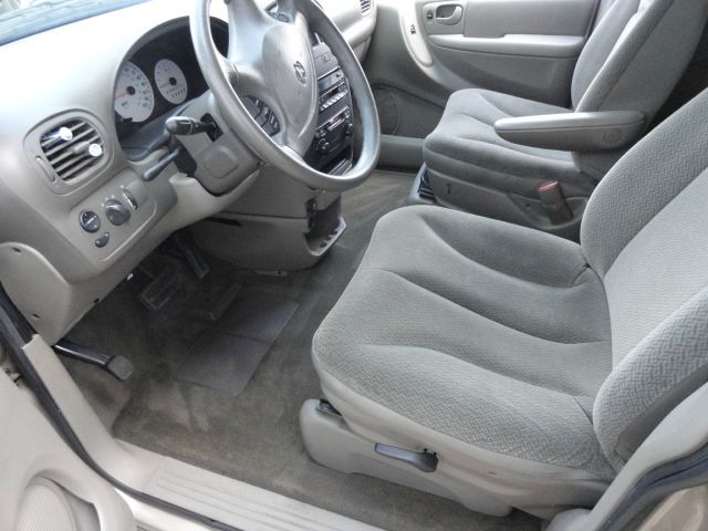 Dodge Caravan 2004 photo 3