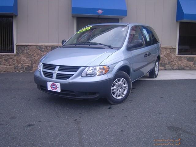 Dodge Caravan 2005 photo 2