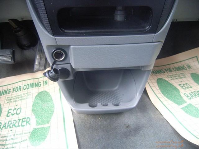 Dodge Caravan SE MiniVan