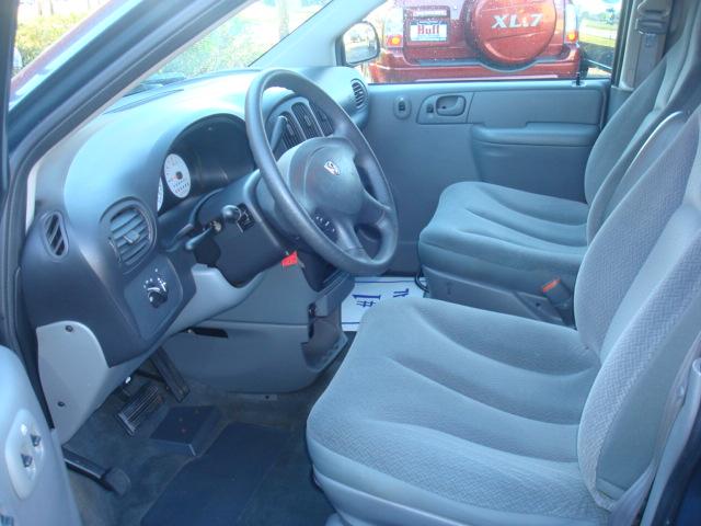 Dodge Caravan 2005 photo 1