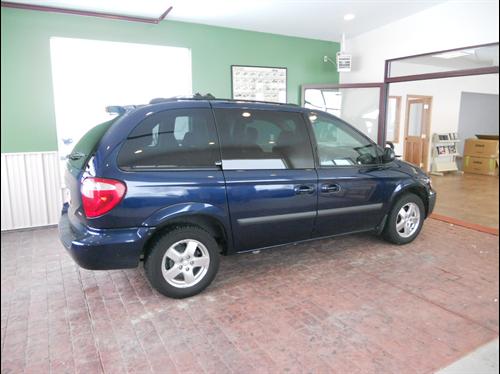 Dodge Caravan 2005 photo 5