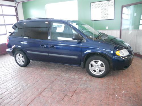 Dodge Caravan 2005 photo 1