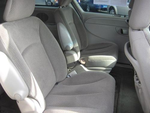 Dodge Caravan 2005 photo 3