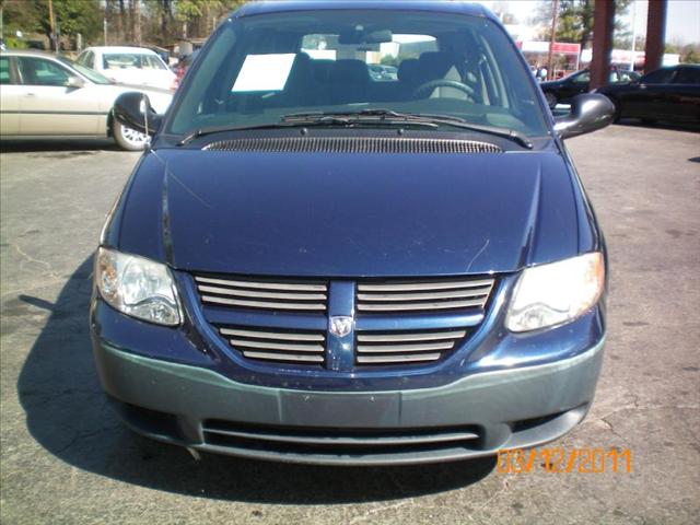 Dodge Caravan 2005 photo 1