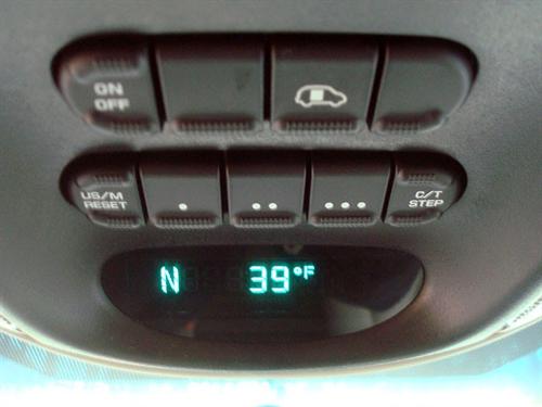 Dodge Caravan 2005 photo 2