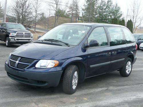 Dodge Caravan 2005 photo 2