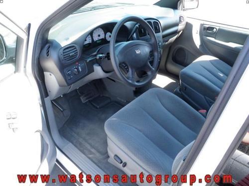 Dodge Caravan 2005 photo 2