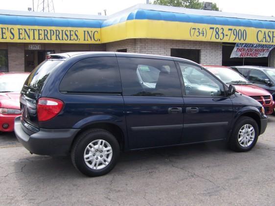 Dodge Caravan 2005 photo 1