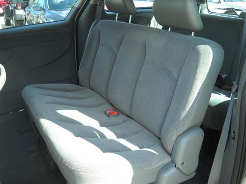 Dodge Caravan 2005 photo 3