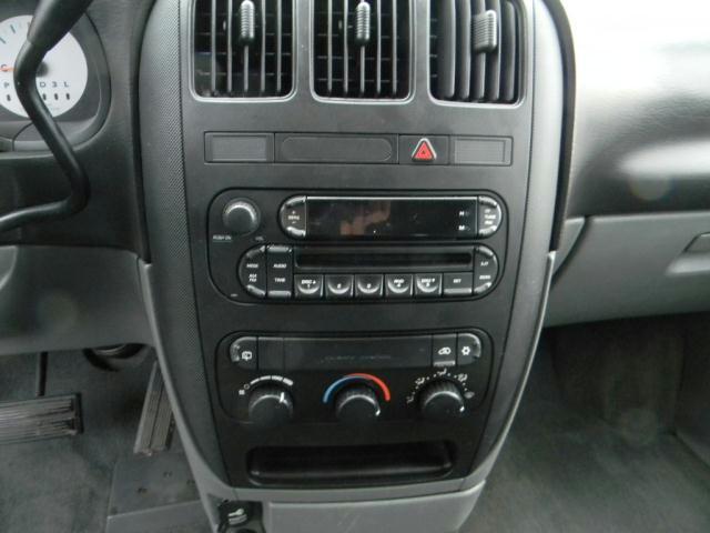 Dodge Caravan 2005 photo 1