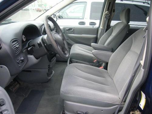 Dodge Caravan 2005 photo 5