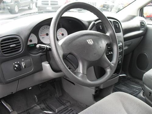 Dodge Caravan 2005 photo 1