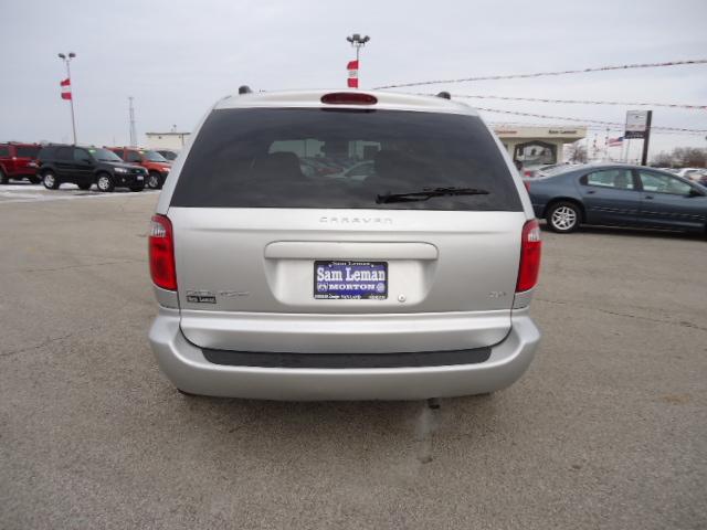 Dodge Caravan 2005 photo 1