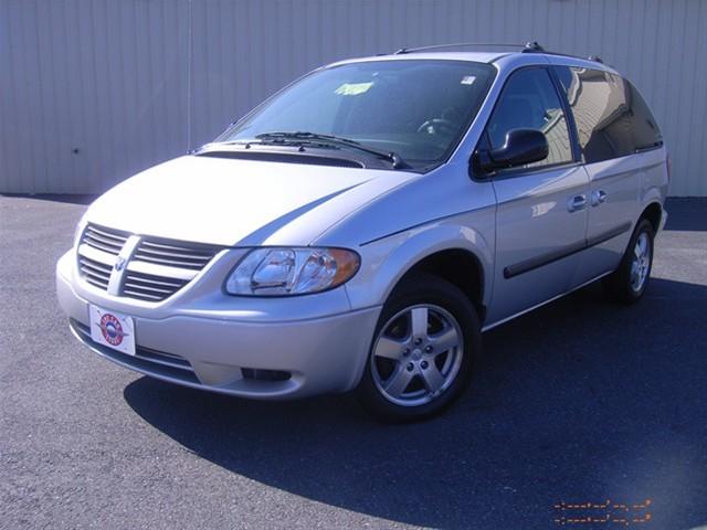Dodge Caravan S MiniVan