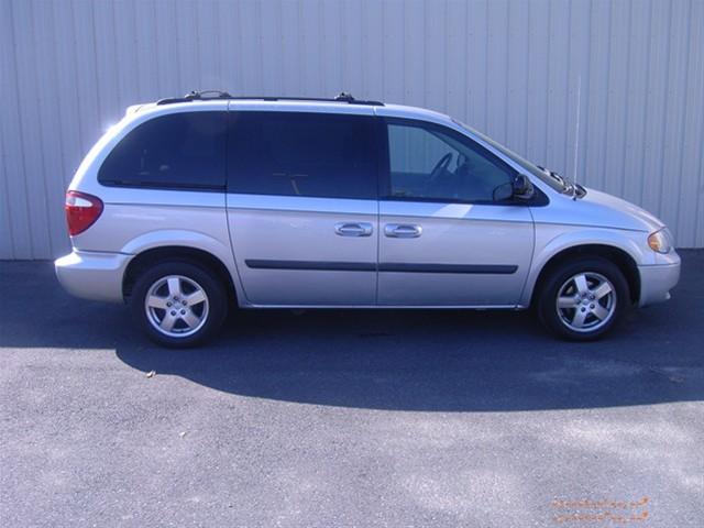 Dodge Caravan 2005 photo 4