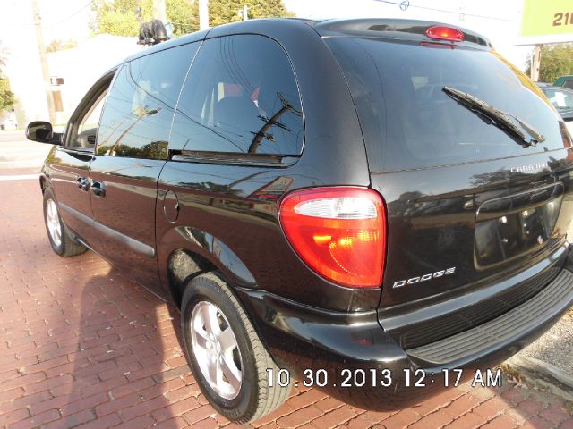 Dodge Caravan 2005 photo 3