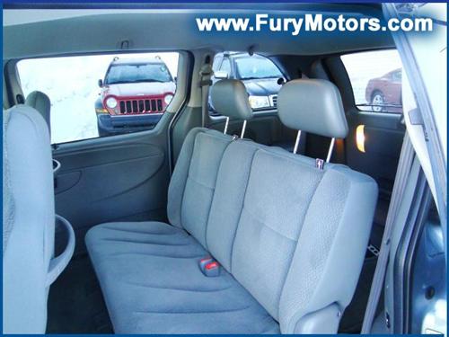 Dodge Caravan 2005 photo 3