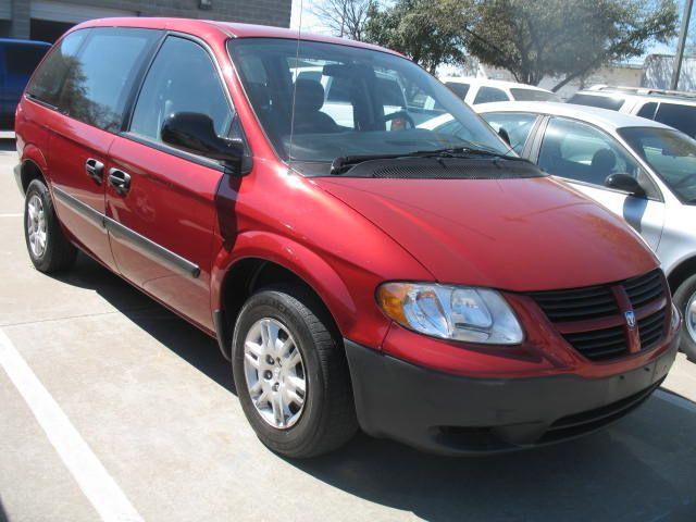 Dodge Caravan 2005 photo 3