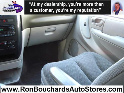 Dodge Caravan 2005 photo 4