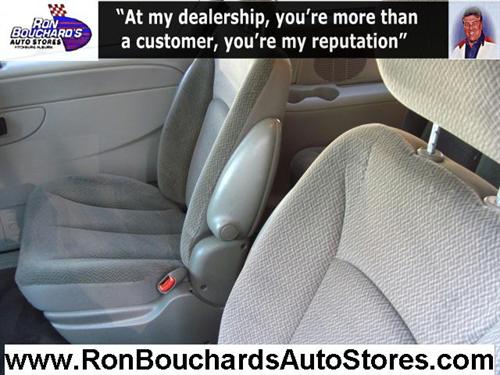 Dodge Caravan 2005 photo 1