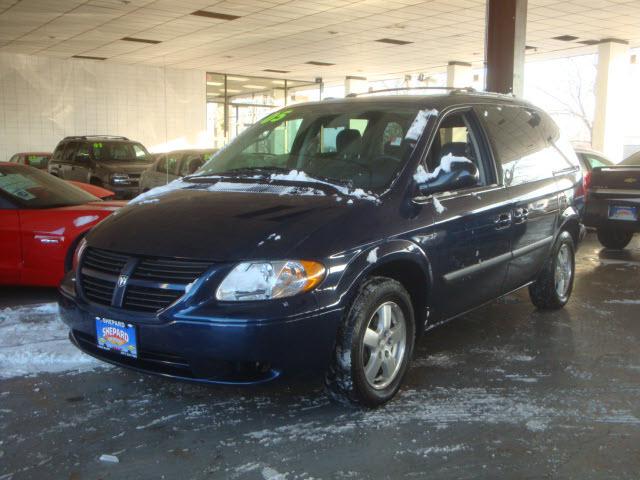 Dodge Caravan 2005 photo 4